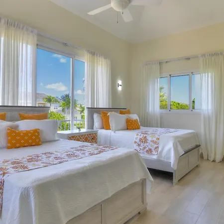 Golf & Sun Retreat Вилла Адехе